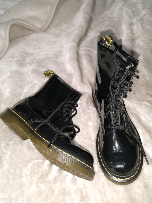 black patent dr martens size 5